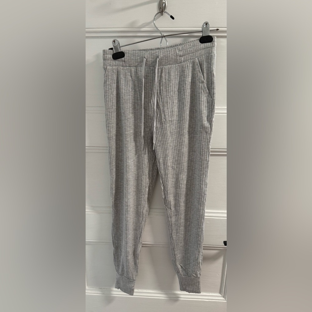 Banana Republic Gray Woman’s Jogger Pants